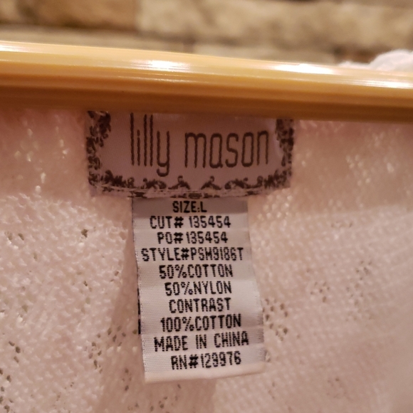 White lace top. "LILLY MASON" - Picture 2 of 15